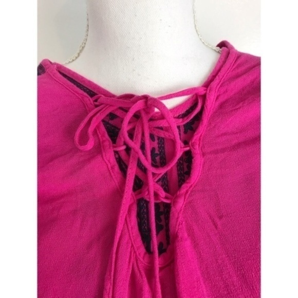 Altar’d State •Bright Pink/Navy Embroidered Blouse - Picture 3 of 4